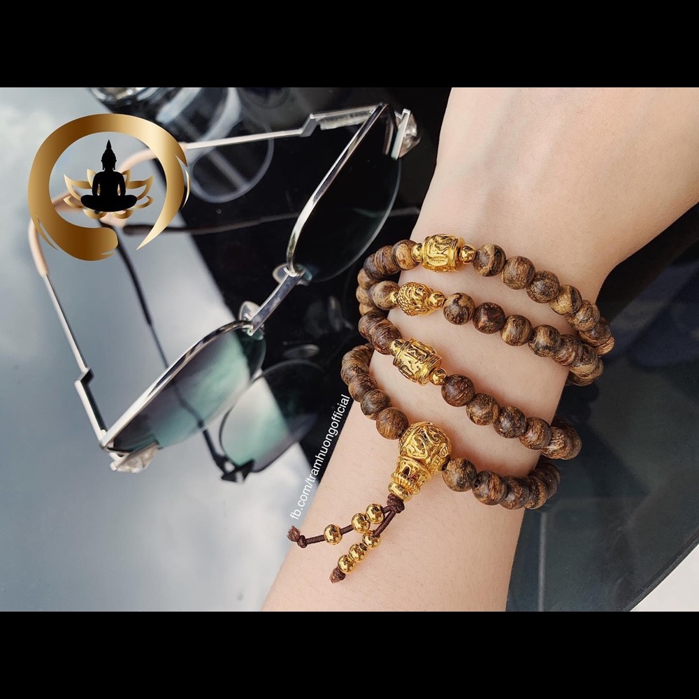 SOLD!!  Agarwood bracelet